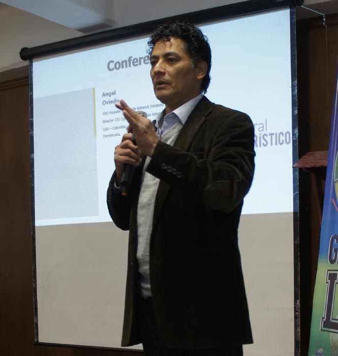 Ángel Oviedo